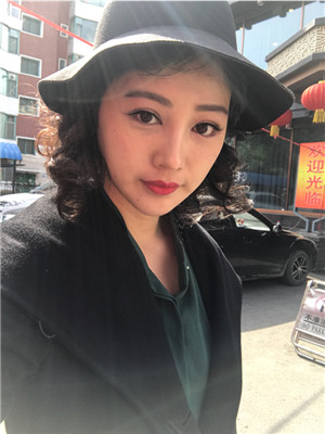 自體脂肪隆眉弓后，更有精神了