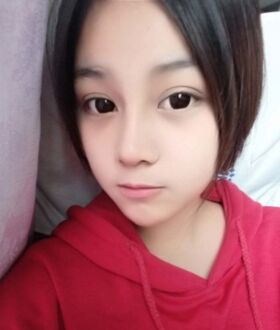 隆鼻整形日記，像變了個(gè)人似的