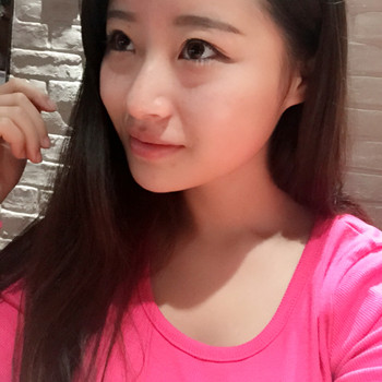 玻尿酸墊下巴女神形象十足