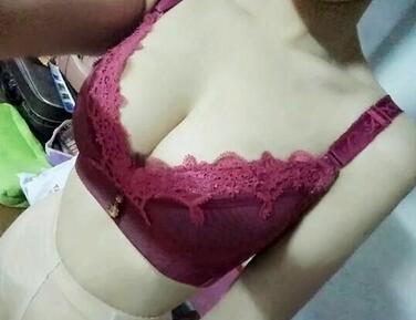 抽脂隆胸一個月 果自然