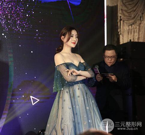 肋軟骨隆鼻+歪鼻矯正案例