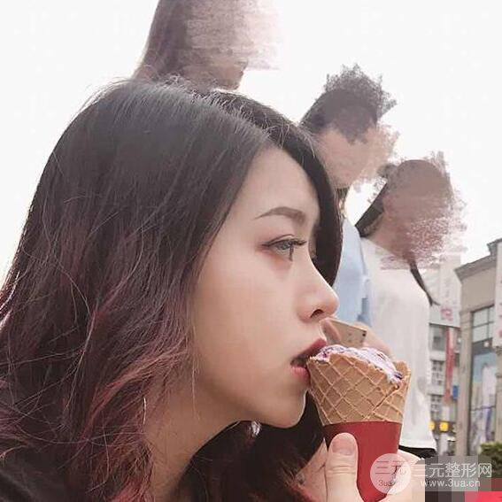 重慶華美何春濤硅膠隆鼻前后對(duì)比圖 內(nèi)附恢復(fù)心情小札