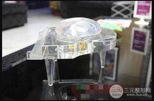 妙桃假體隆胸