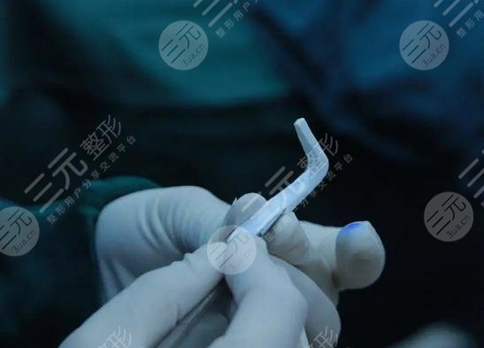 美迪菲假體和韓式生科哪個(gè)好