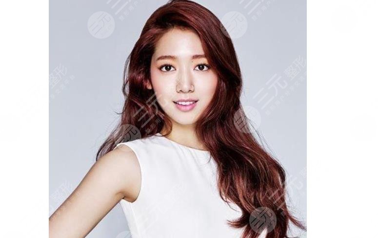 #先孕后婚#樸信惠男神“收割機(jī)”明年結(jié)婚！對方不是李敏鎬！