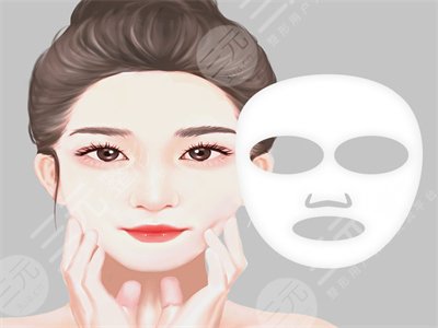 水光補(bǔ)水后皮膚變得超細(xì)膩 毛孔也縮小了