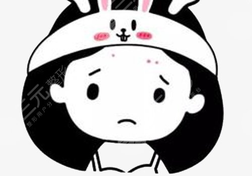 額頭長(zhǎng)了很多密密麻麻的小痘痘是什么原因？