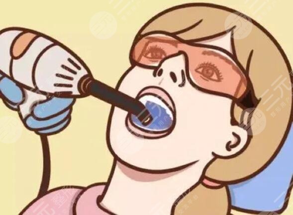 怎樣使牙齒變白還不傷牙齒的小妙招，網(wǎng)友測(cè)評(píng)這3種方法可行！