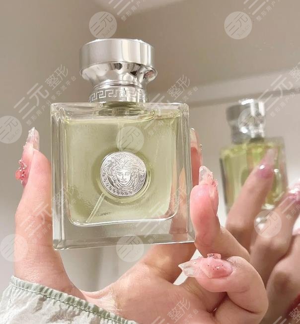 范思哲香水女士哪款好？