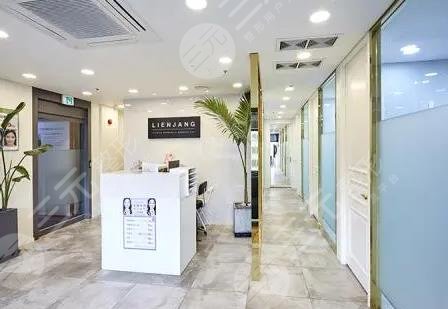 醫(yī)院內(nèi)部